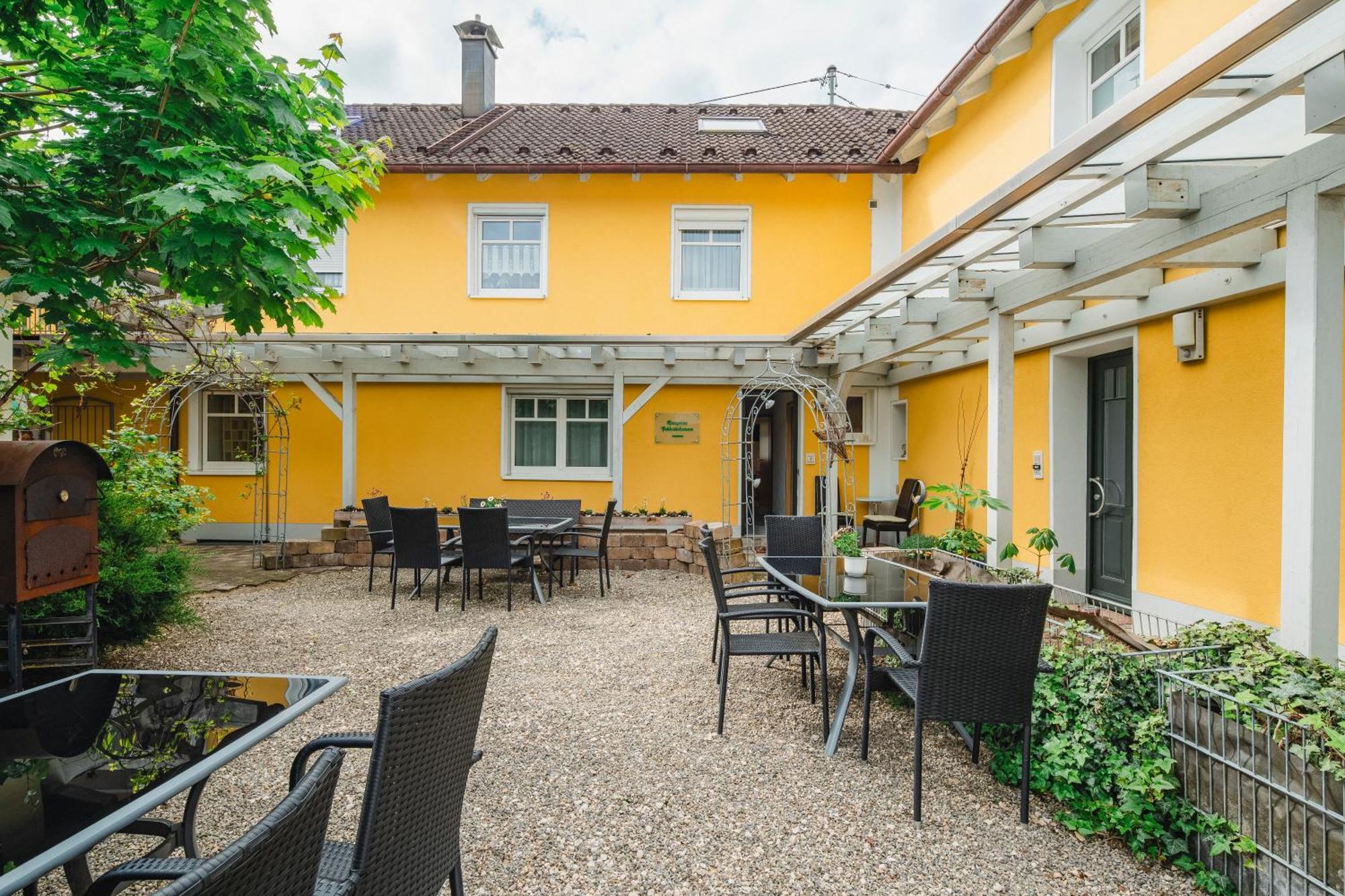 Hotel Pension Futterknecht Burgau Exterior foto